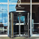 2 Broadway di Richard Estes