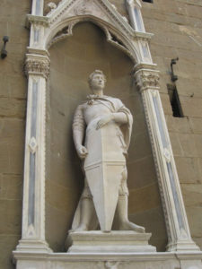San Giorgio di Donatello - particolare vista dal basso