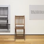 Una e tre sedie di Joseph Kosuth