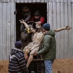 5 marzo 2022 il Cristo della cattedrale armena di Leopoli viene ricoverato in un rifugio anti-aereo