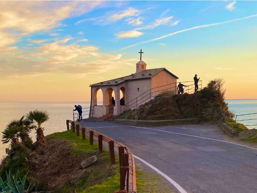 Chiesetta o cappella della Madonnina della Punta di Bonassola